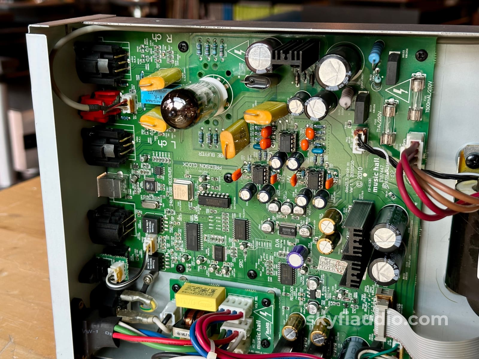 Music Hall Dac 25.3 With Tube Output Stage Cd + Digital