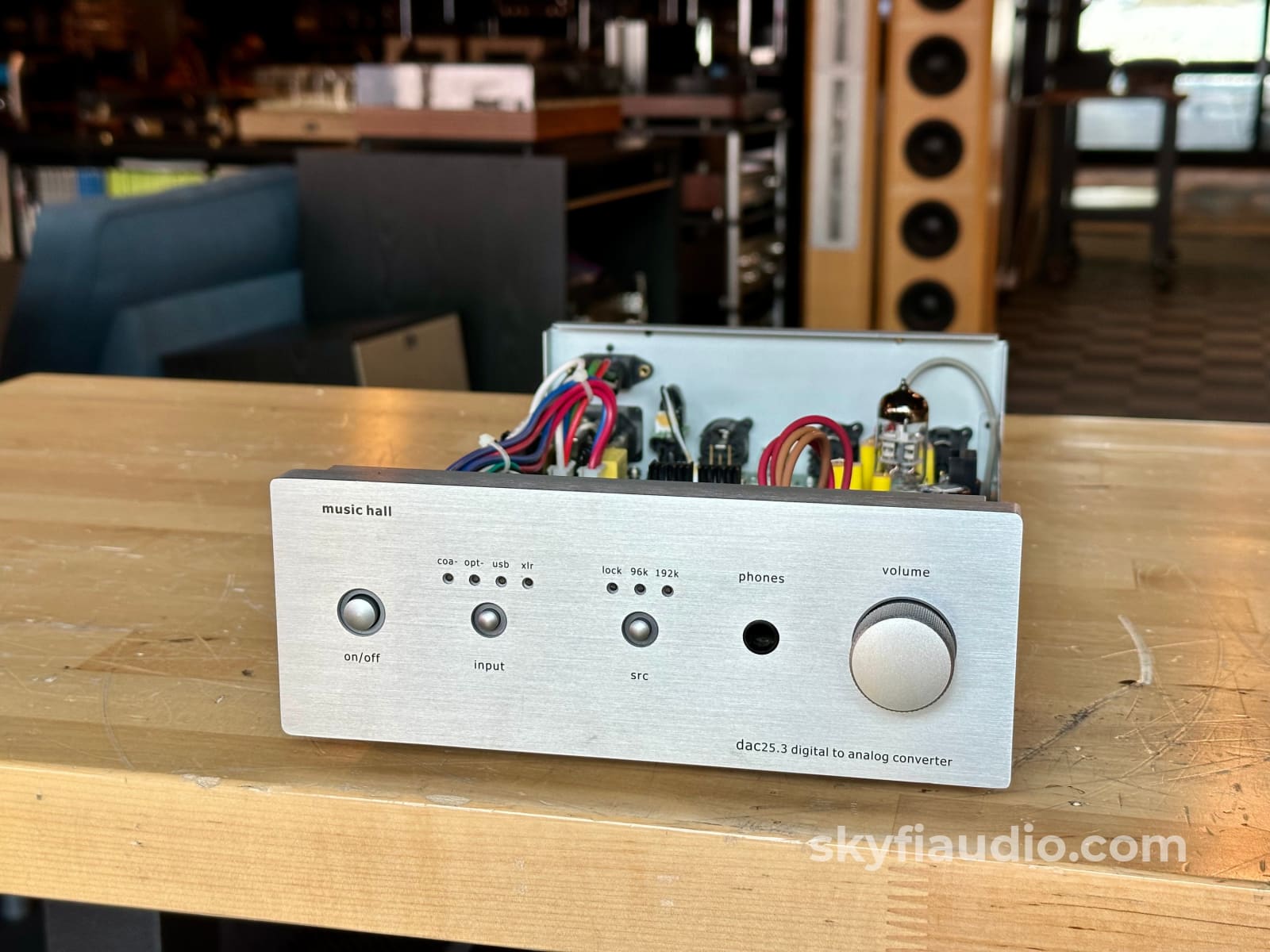 Music Hall Dac 25.3 With Tube Output Stage Cd + Digital