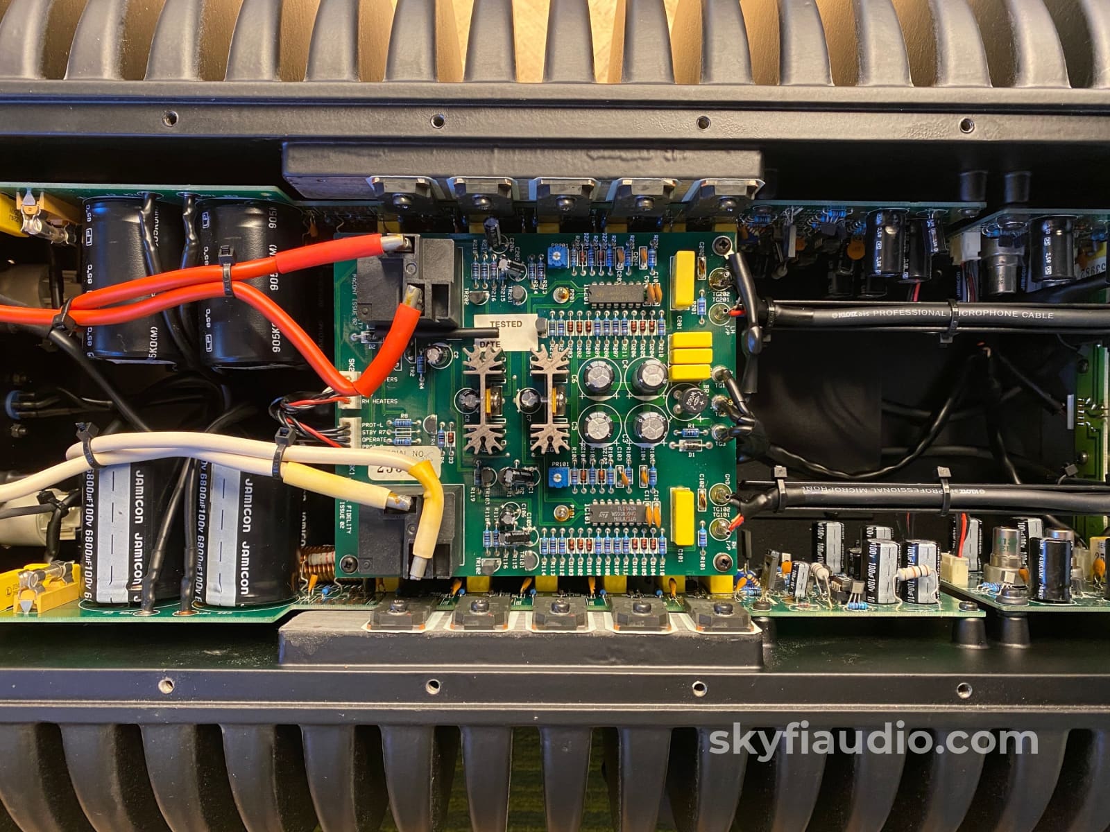 Musical Fidelity Nu-Vista 300 Amplifier - Dual Chassis Hybrid Amp Limited Production