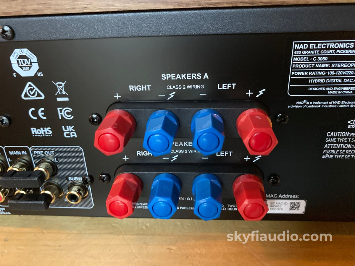 Nad C 3050 Integrated Amplifier Retro Look New In Open Box
