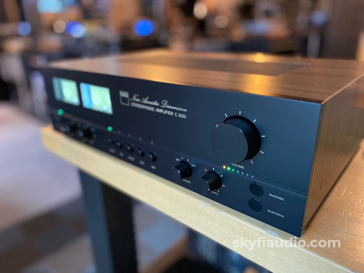 Nad C 3050 Integrated Amplifier Retro Look New In Open Box