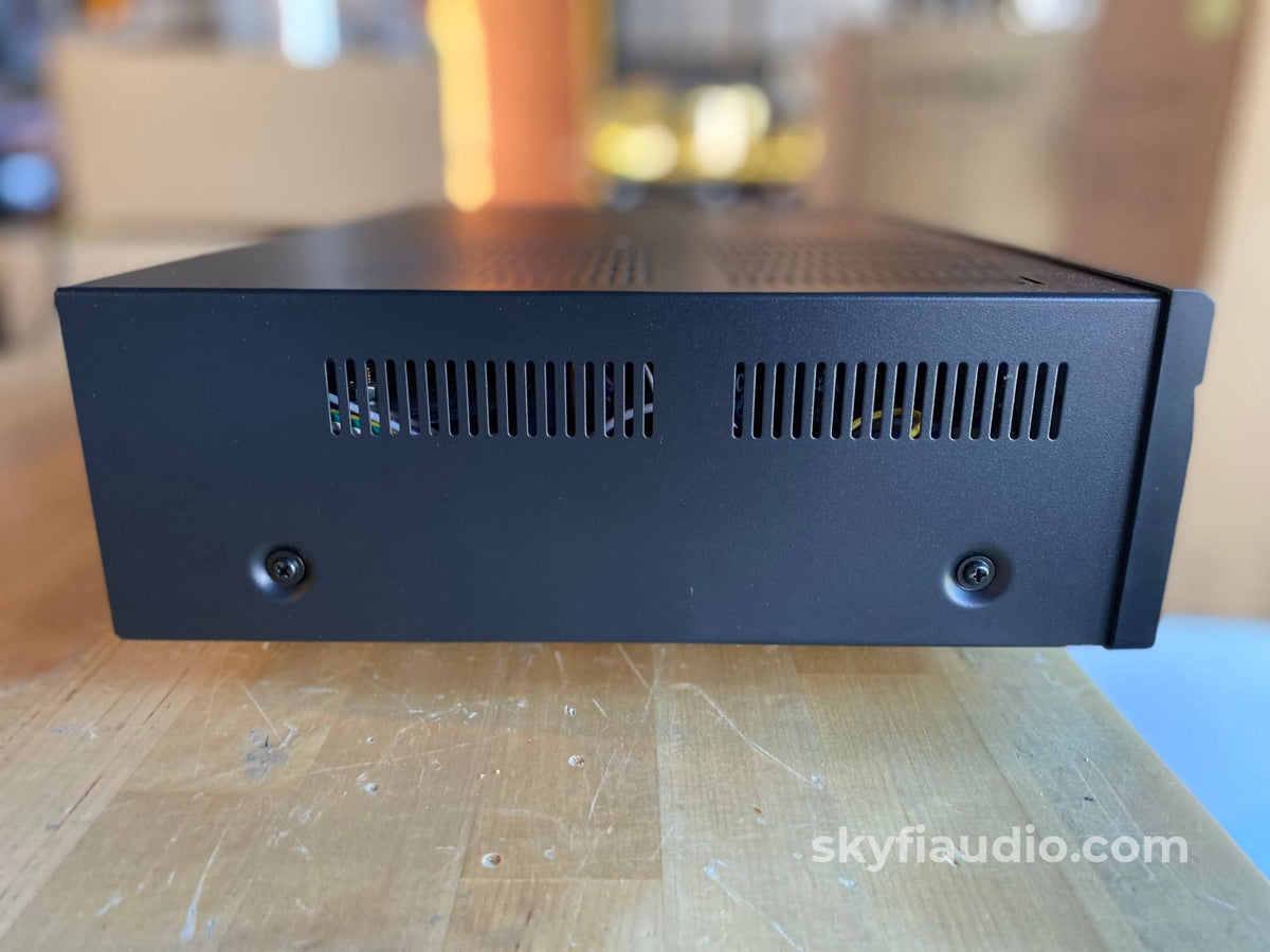 Nad C 326Bee Integrated Amplifier With Remote