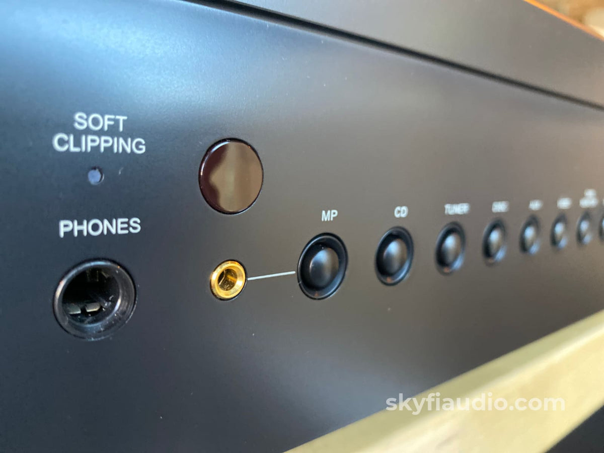 Nad C 326Bee Integrated Amplifier With Remote