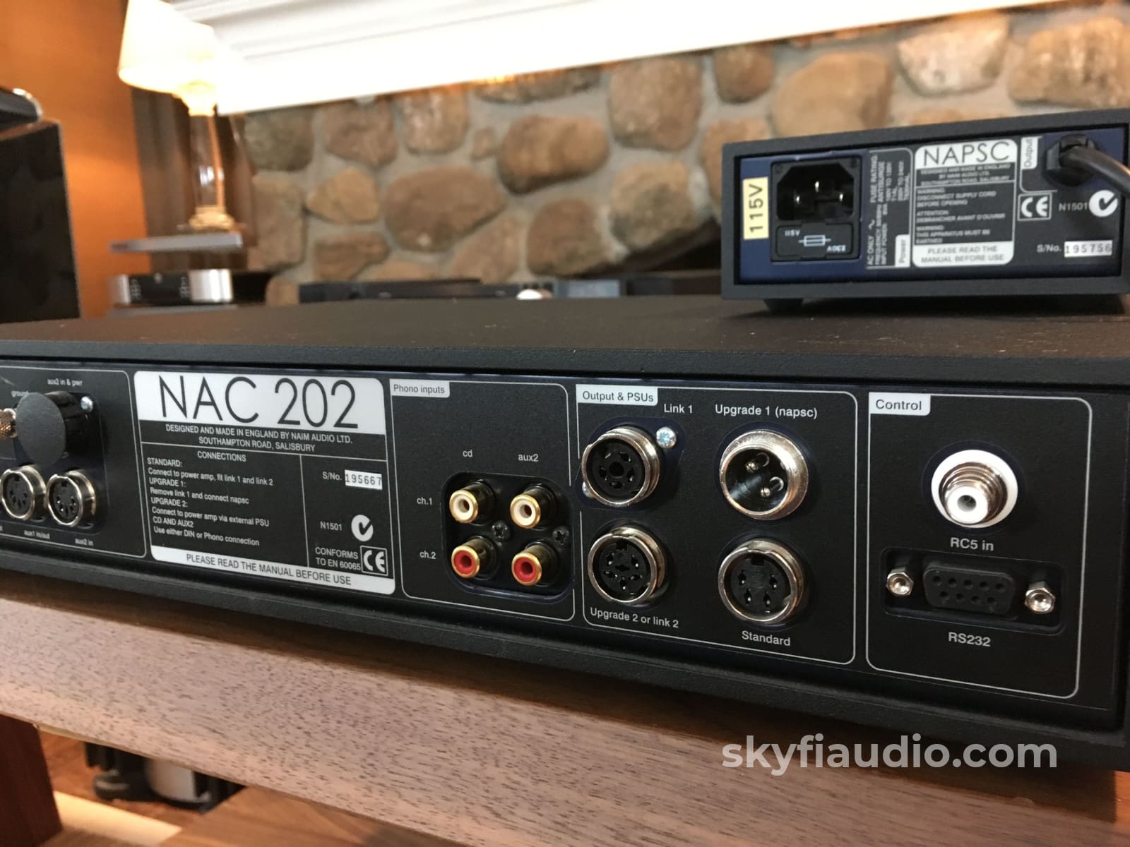 Naim Audio Nac-202 Solid State Preamp With Napsc Power Supply Preamplifier