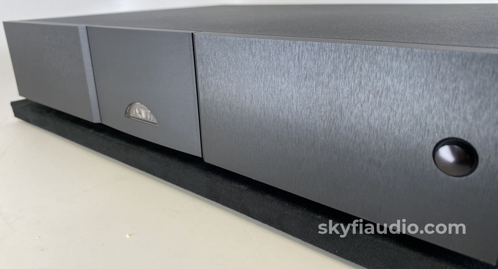 Naim Audio Nap 250 Amplifier - Like New Bonus Witch Hat Cable