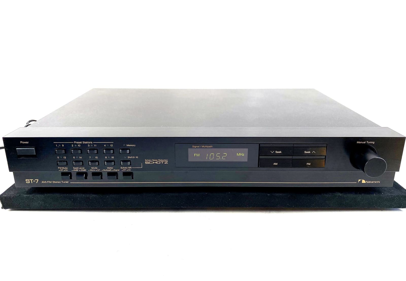 Nakamichi St-7 Vintage Fm Digital Synthesis Tuner