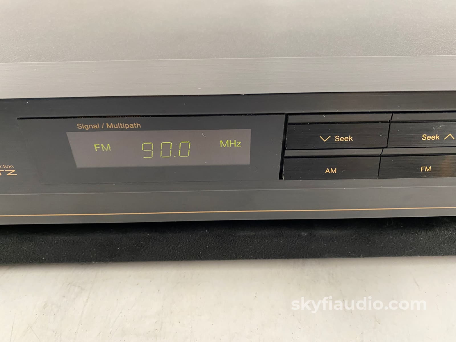 Nakamichi St-7 Vintage Fm Digital Synthesis Tuner