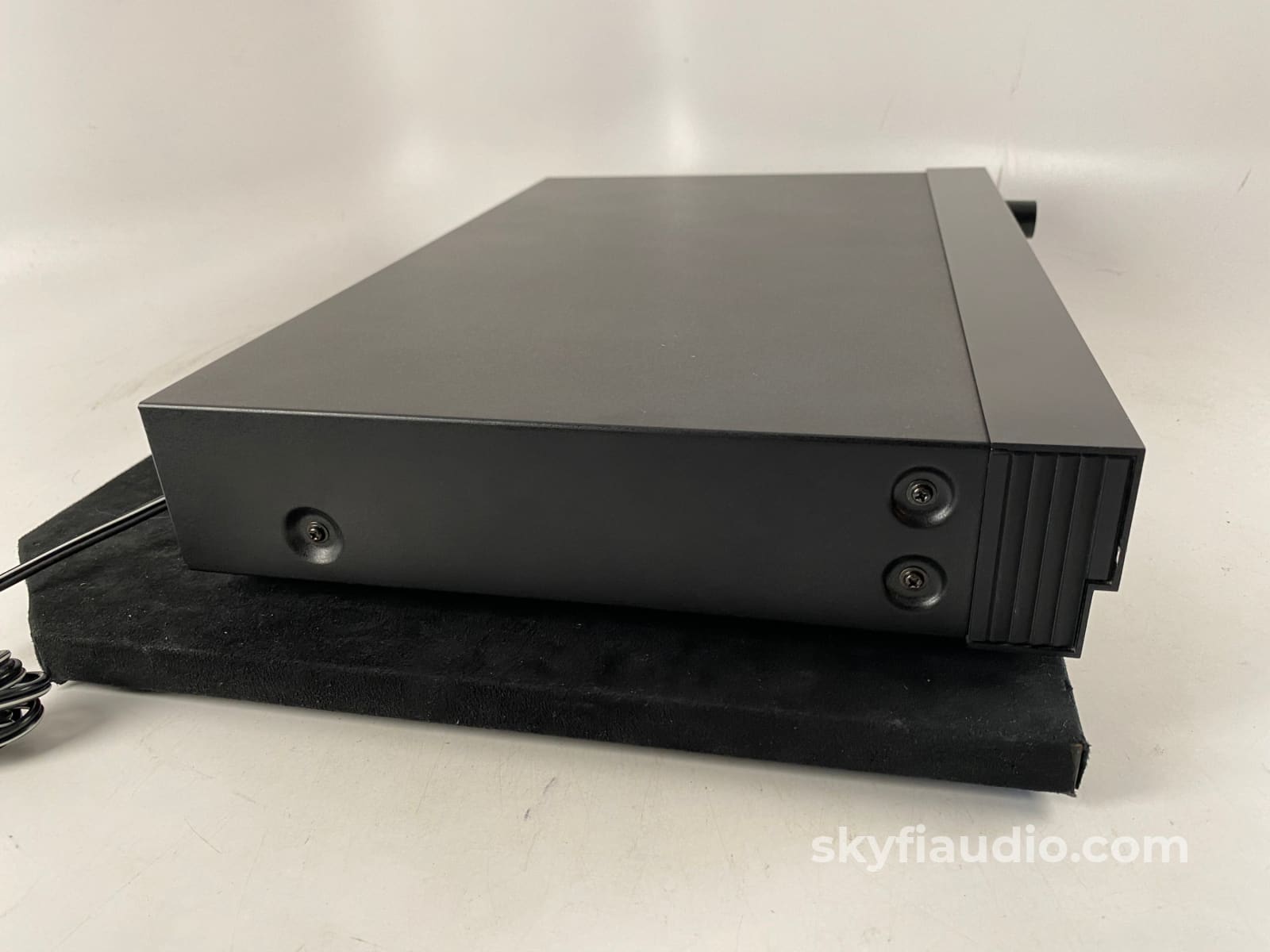 Nakamichi St-7 Vintage Fm Digital Synthesis Tuner