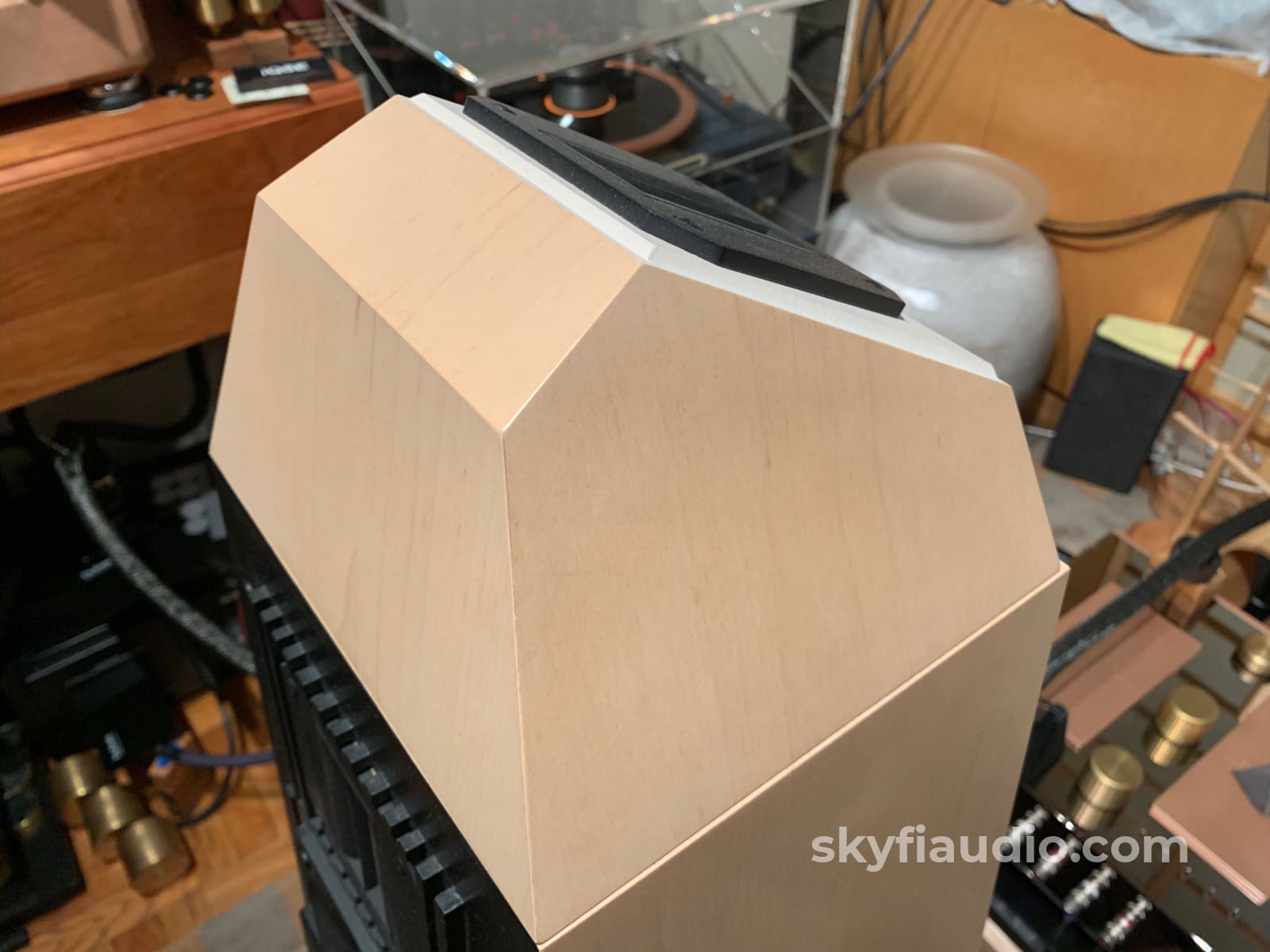 Nestorovic Labs Type 5As Mark V Signature Speakers In Custom Finish
