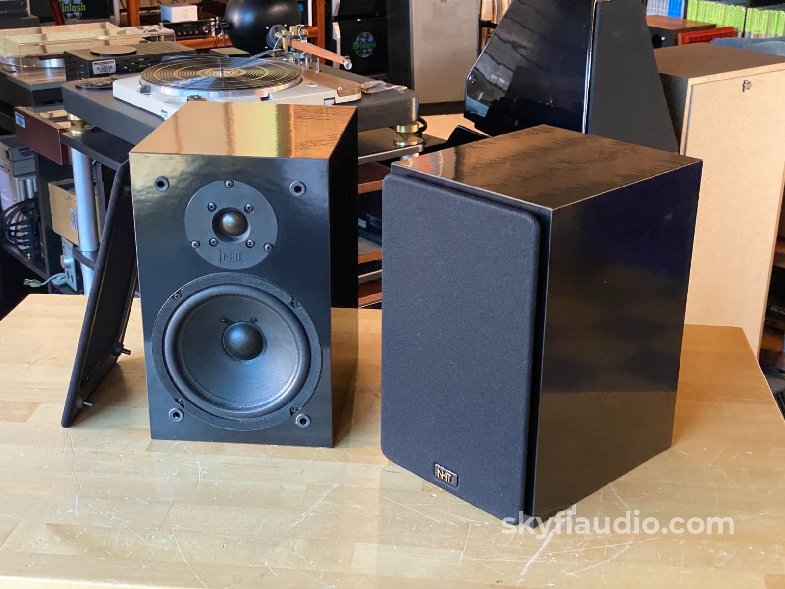 Nht Superone Bookshelf Speakers
