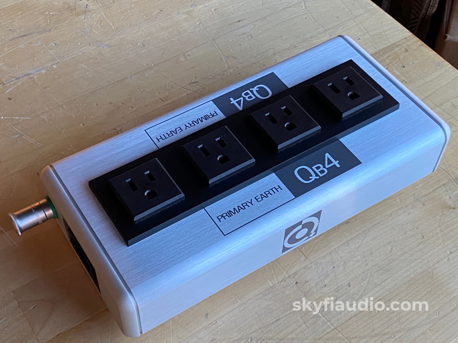 Nordost Qb4 Mkii Ac Distribution Unit Cables