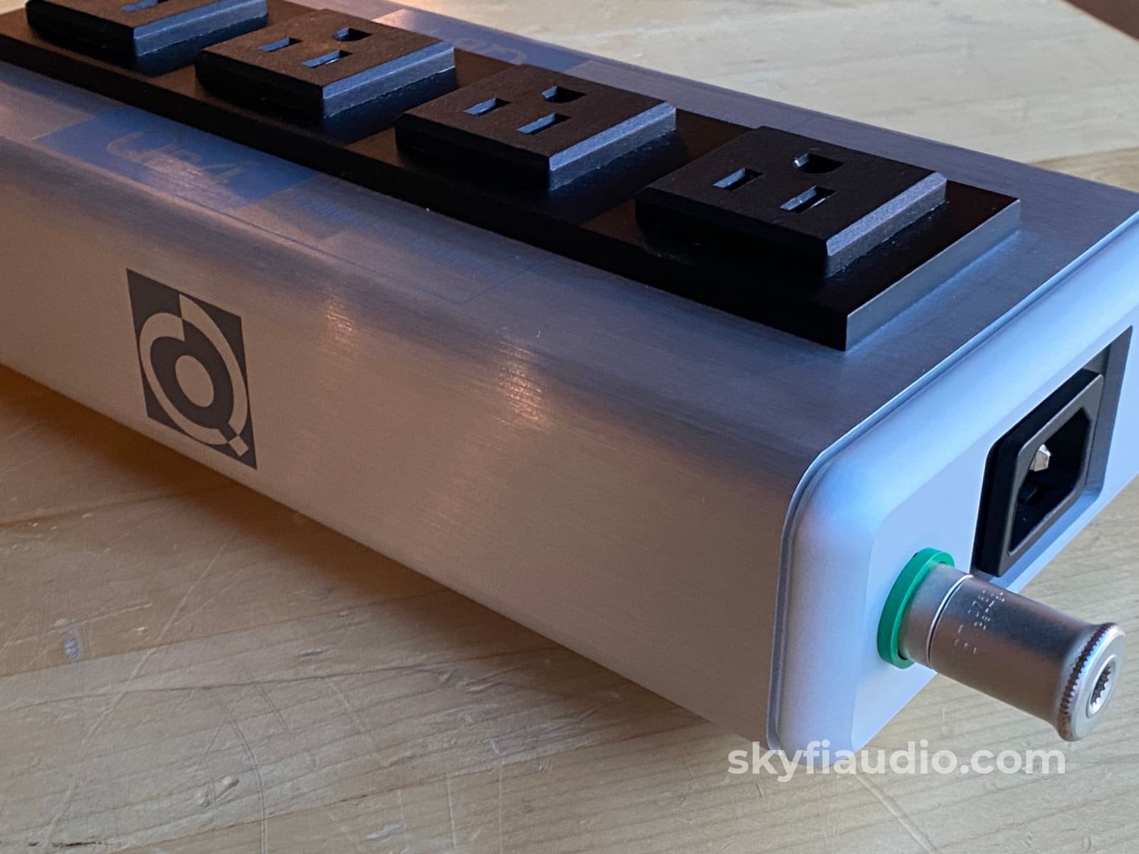 Nordost Qb4 Mkii Ac Distribution Unit Cables