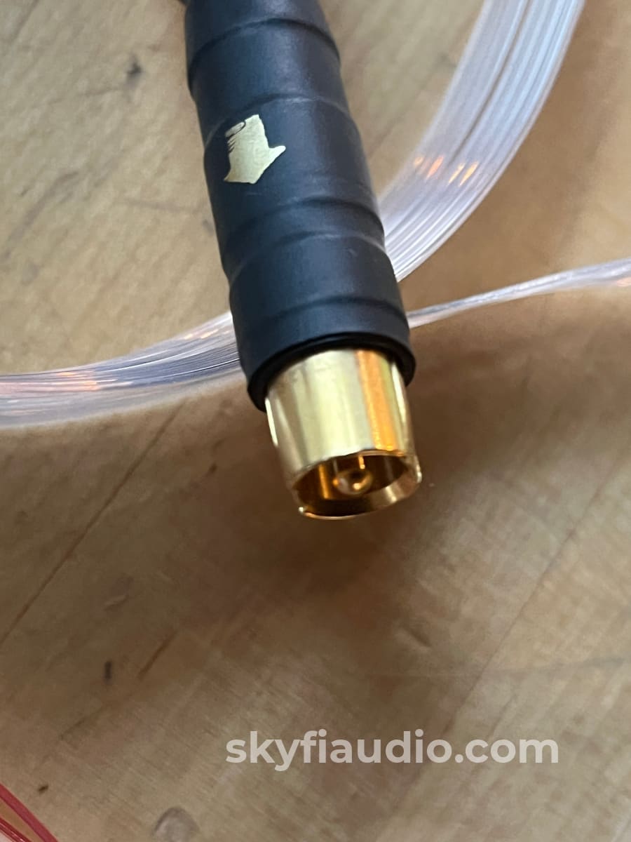 Nordost Red Dawn R2 ライク スピーカーケーブル 4m ペア NORDOST Red Dawn レッドドーン flatline RCAケーブルのレビューです