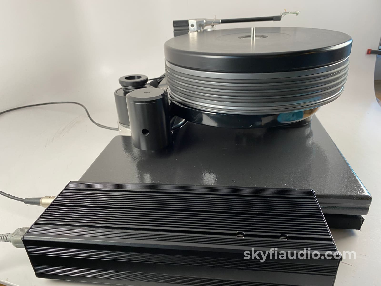 Nottingham Analog Dais Turntable - Serviced