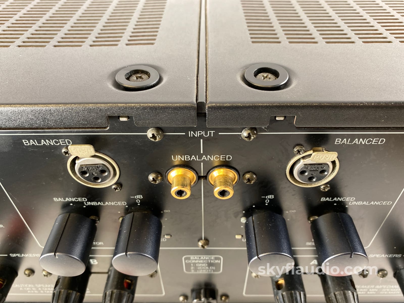 Onkyo M-588F Stereo Power Amplifier - Huge Meters WOW - 200WPC