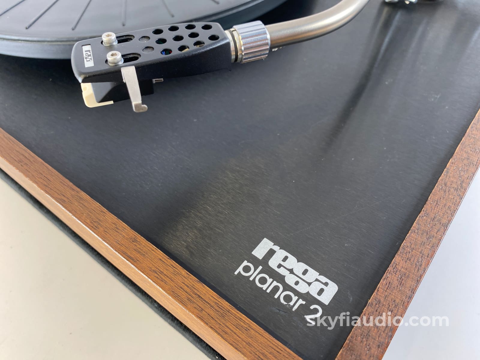 Original Rega Planar 2 Turntable With Wood Plinth And Tonearm