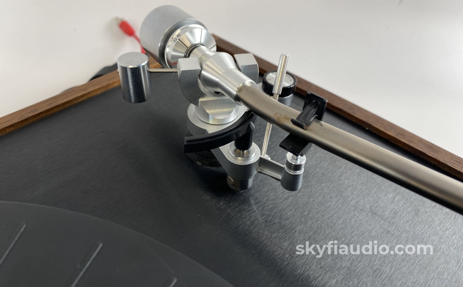 Original Rega Planar 2 Turntable With Wood Plinth And Tonearm