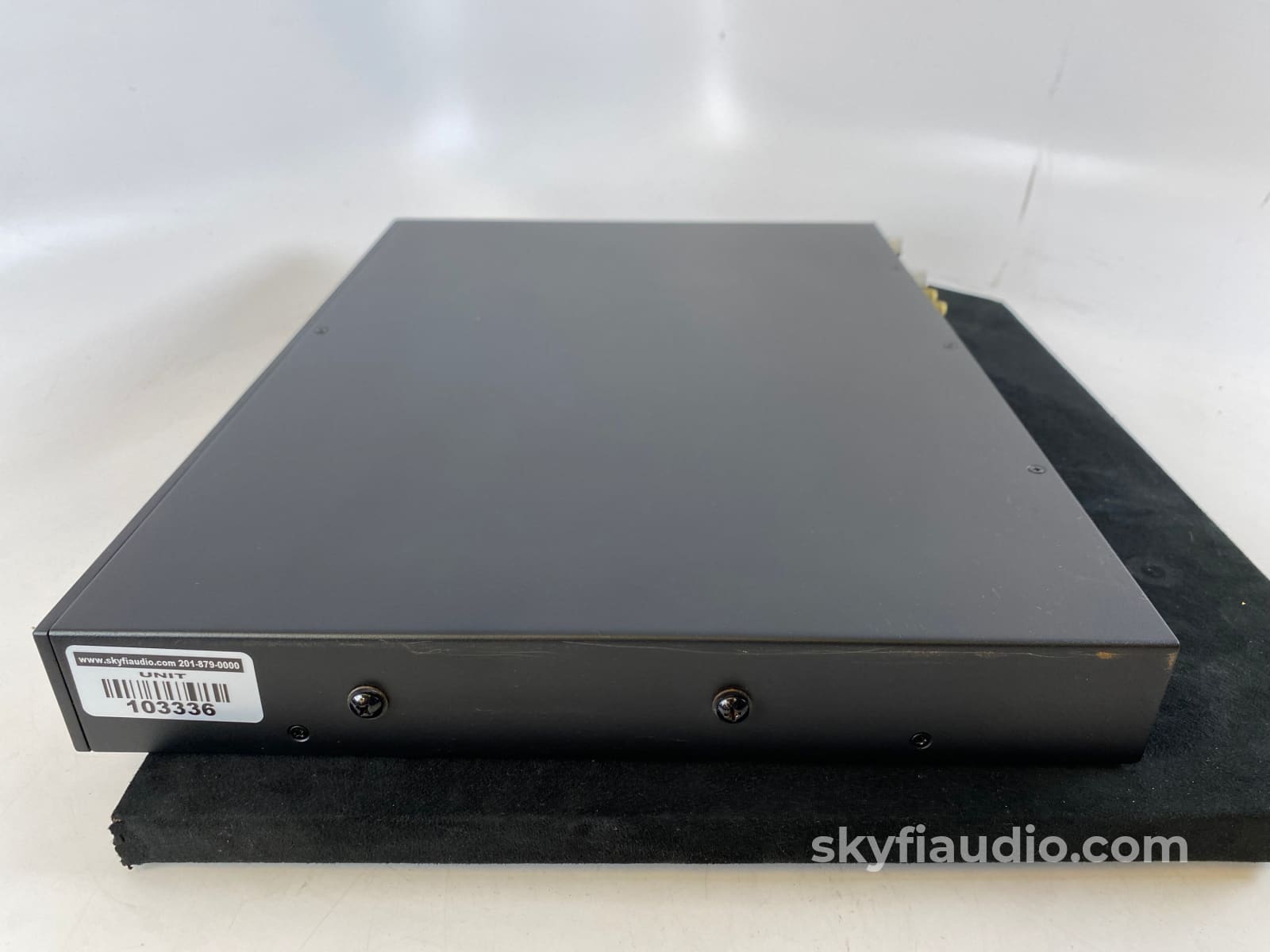 Panamax 4315-Pro Power Conditioner And Controller Bluebolt Capable Included