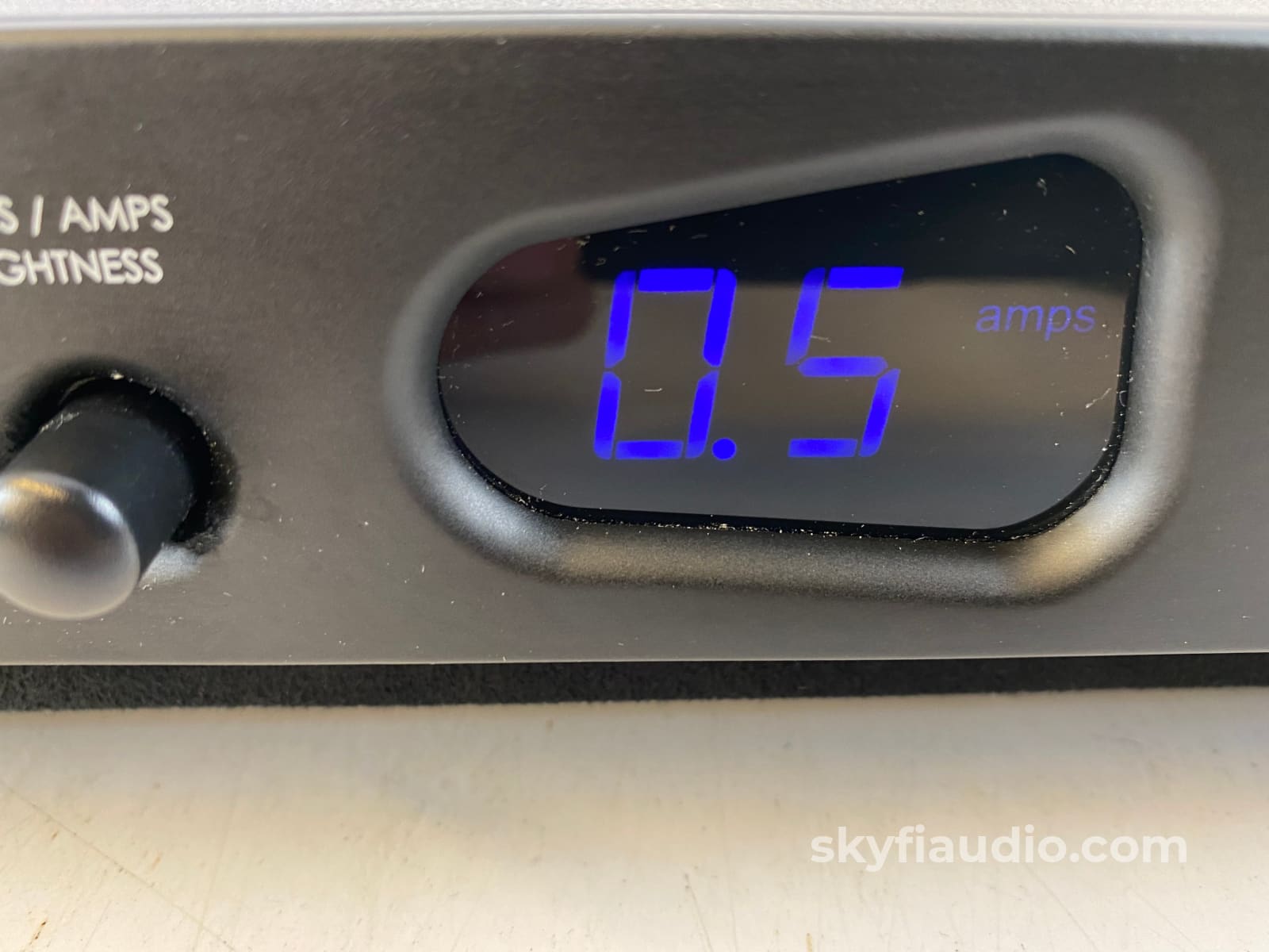 Panamax 4315-Pro Power Conditioner And Controller Bluebolt Capable Included