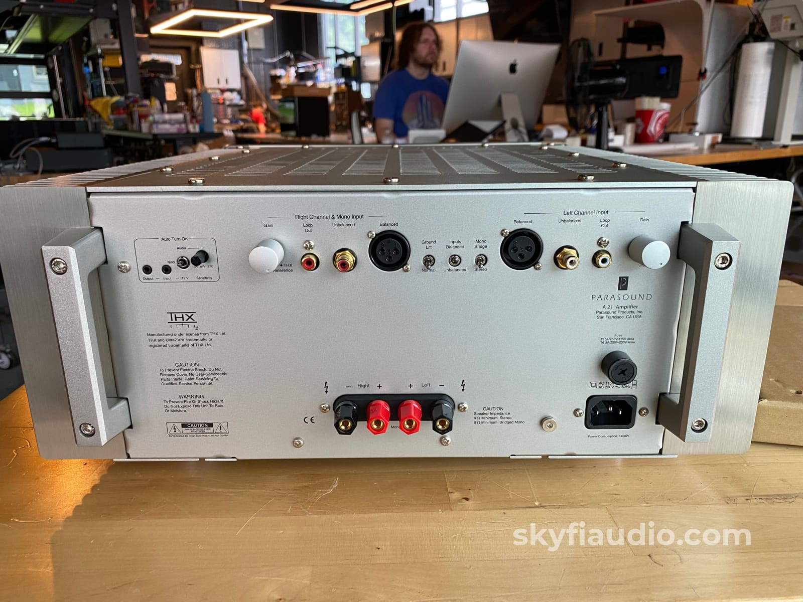 Parasound Halo A21 - Thx Ultra2 Amplifier In Silver John Curl Design