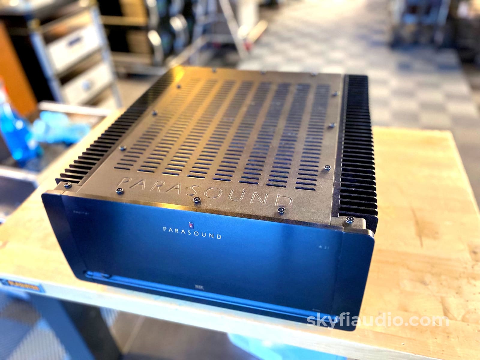 Parasound Halo A21 Thx Ultra2 Certified Amplifier In Black - John Curl Designed (1 Of 2)