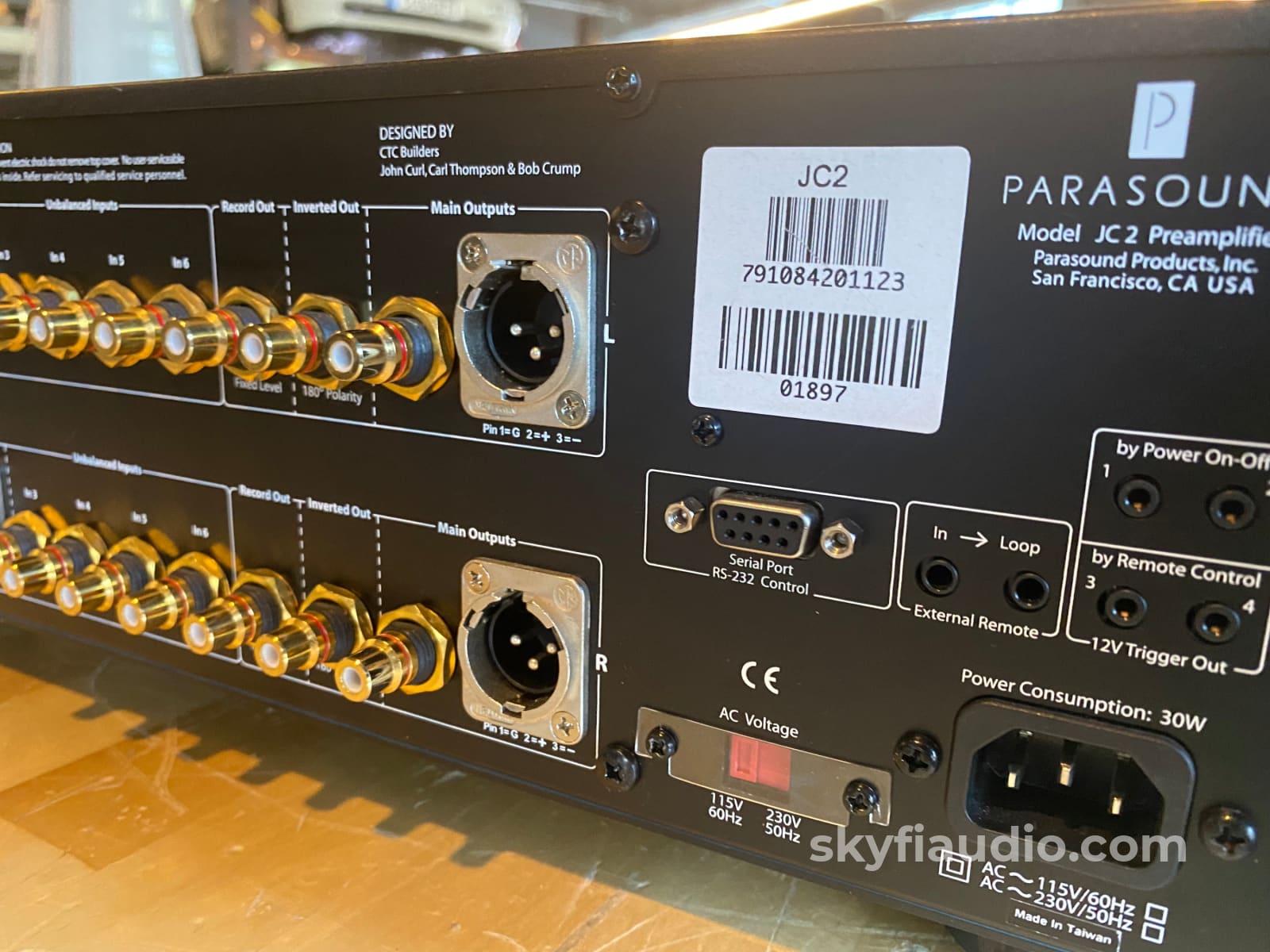 Parasound Halo Jc2 Analog Preamp With Remote Preamplifier