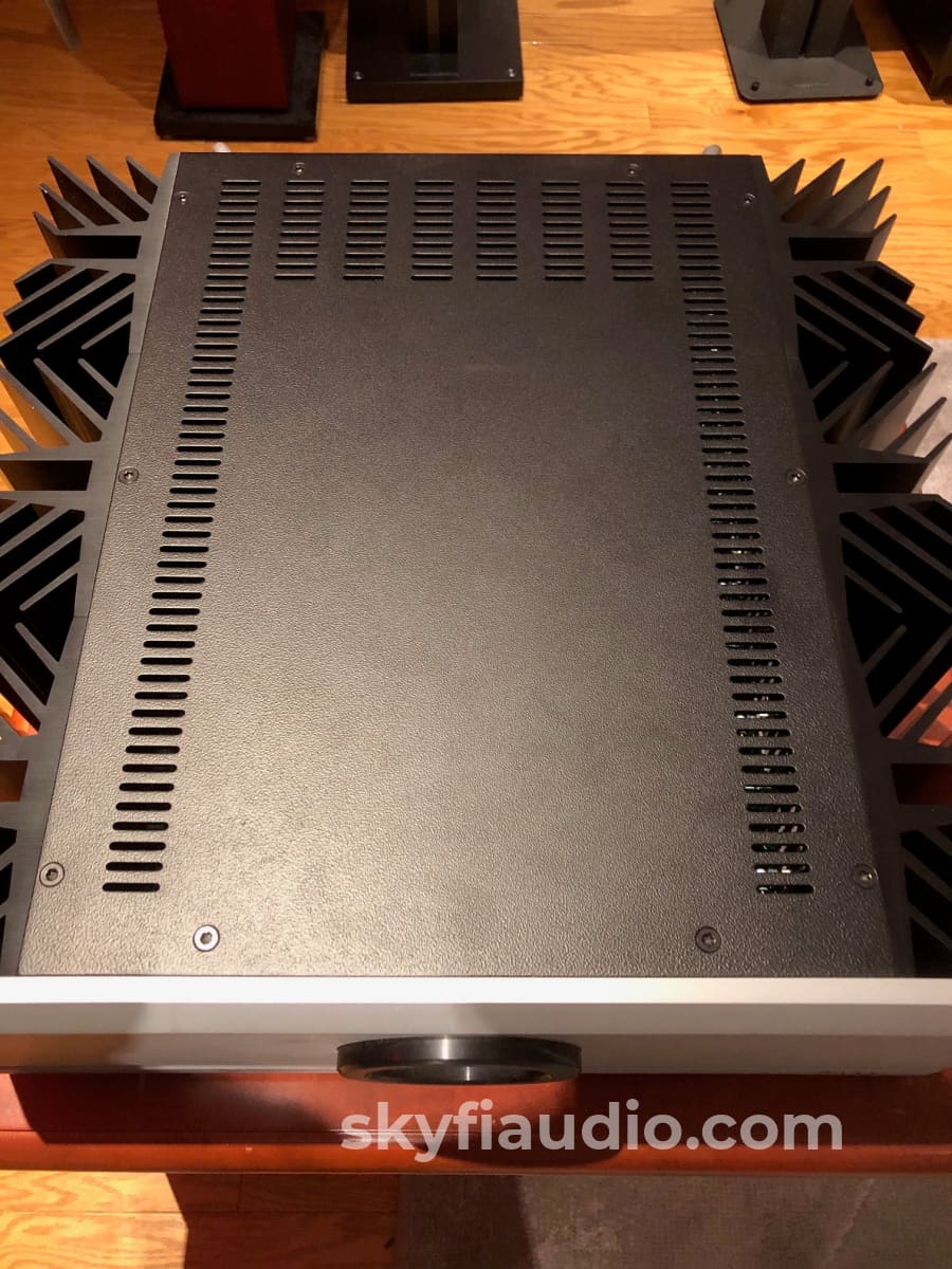Pass Laboratories XA 30.8 Solid State Amplifier