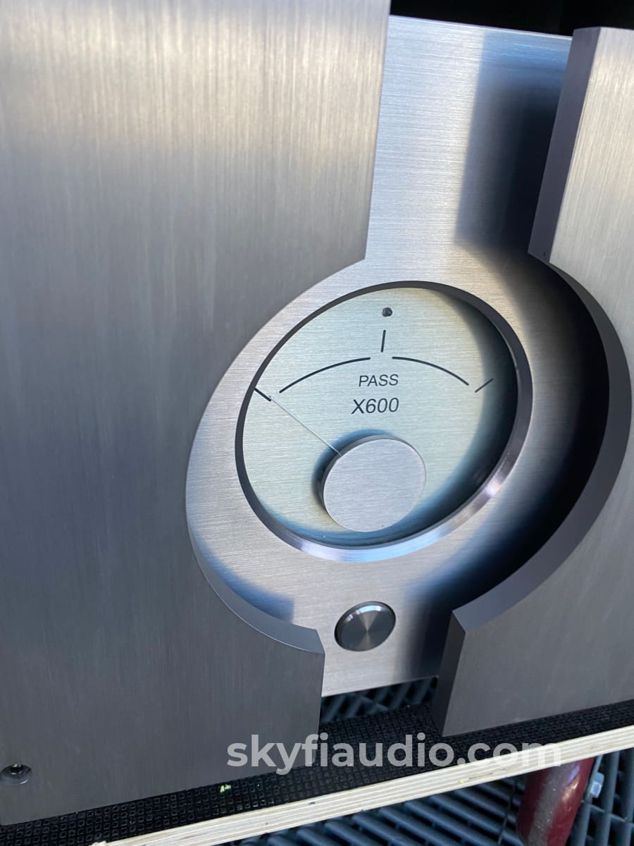 Pass Labs X600 Monoblocks, 600W of Clean Power