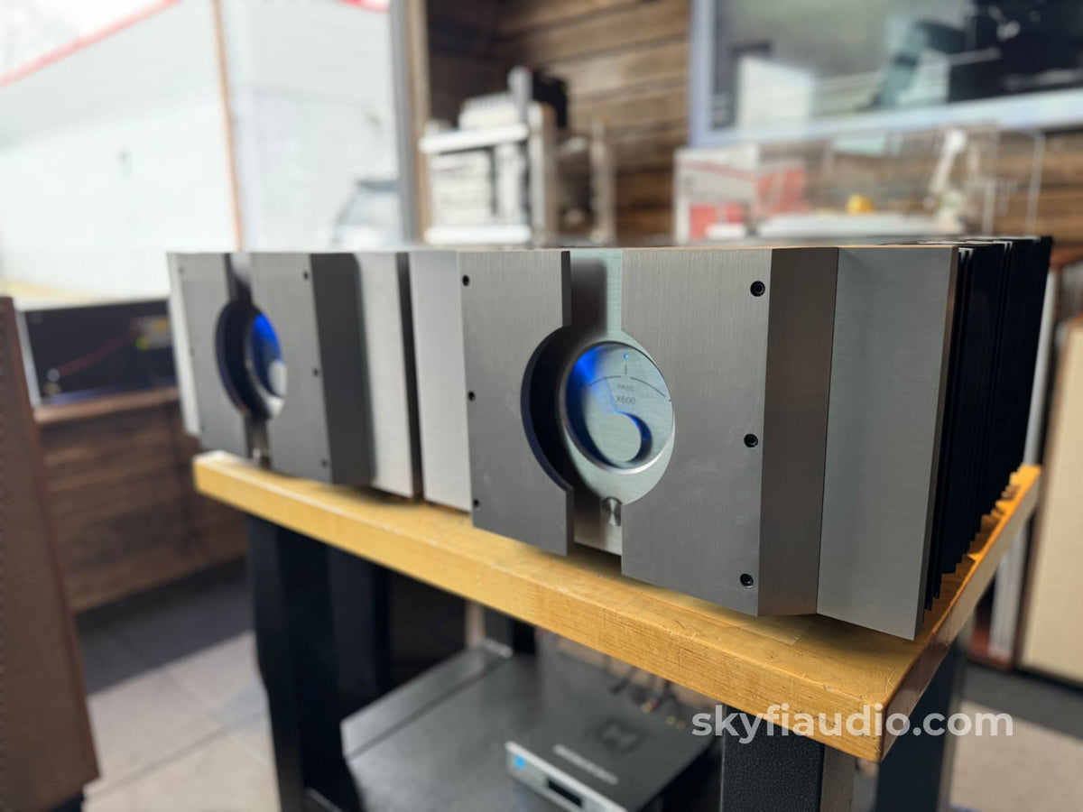 Pass Labs X600 Monoblocks 600W Of Clean Power Amplifier