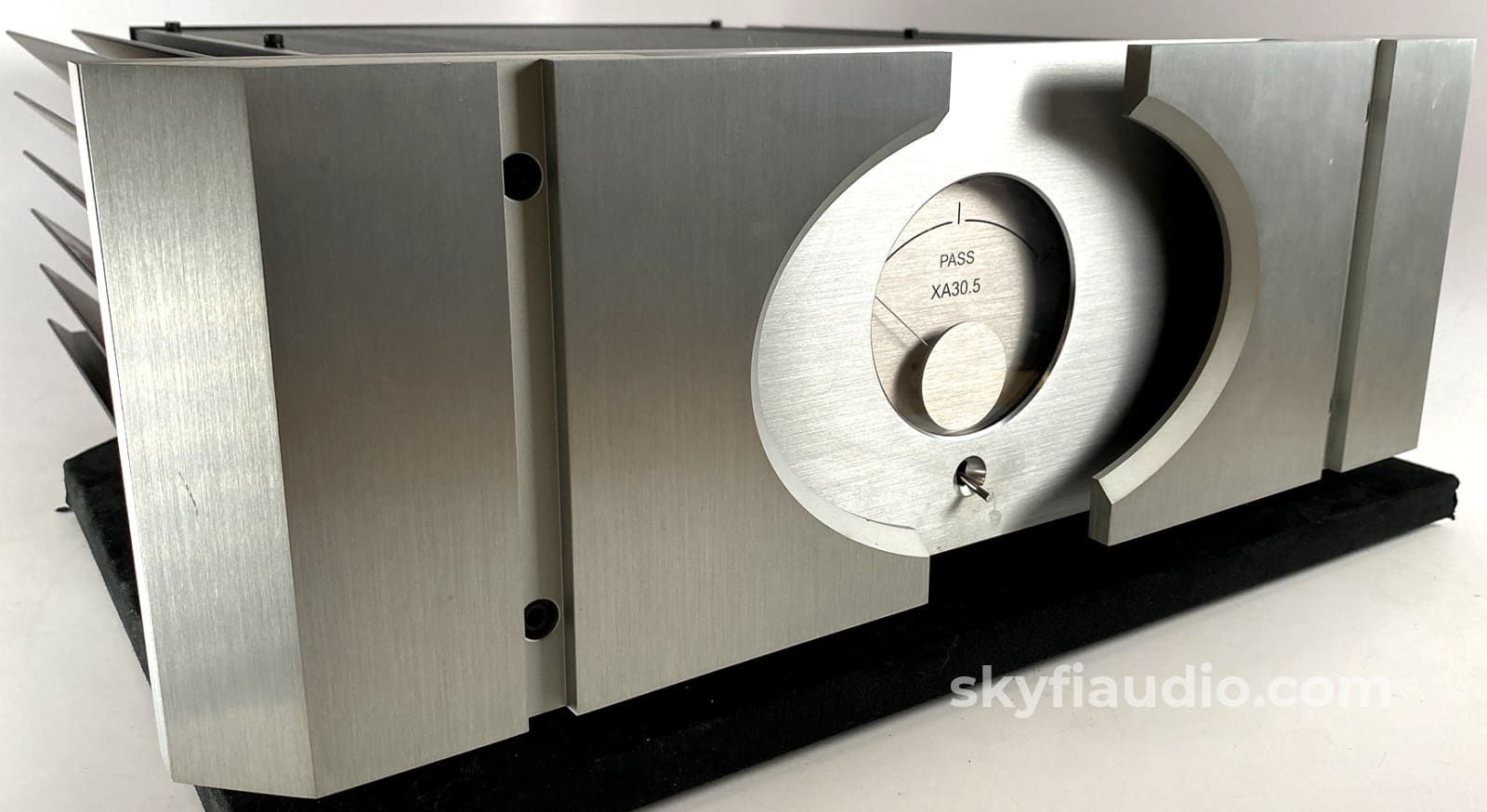 Pass Labs Xa30.5 Class A Amplifier