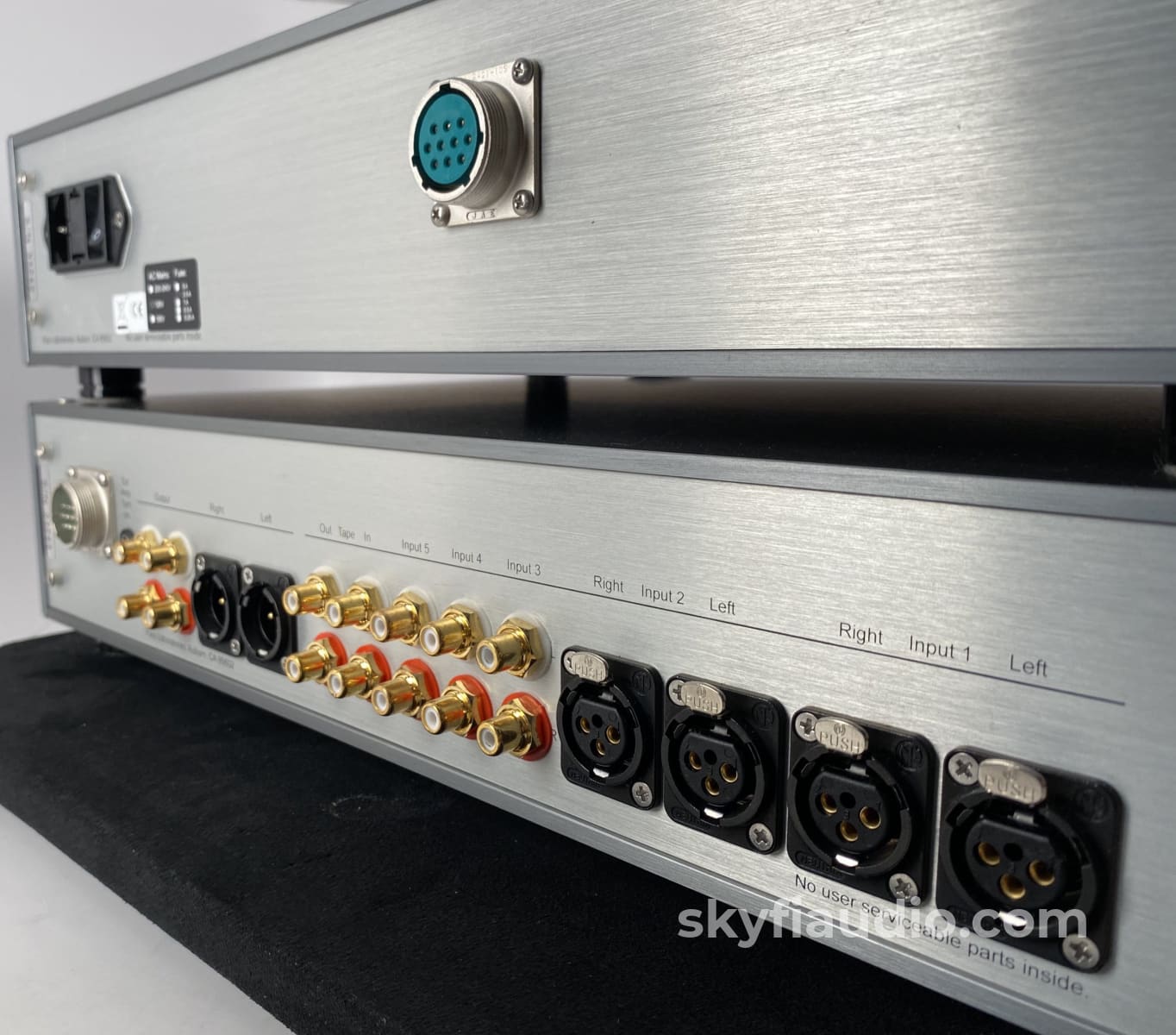Pass Labs Xp-22 Dual Chassis Analog Preamp - Like New Preamplifier