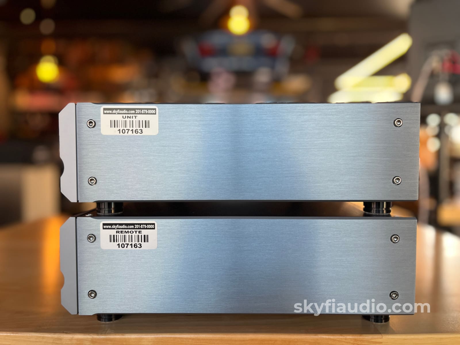 Pass Labs XP-22 Dual Chassis Analog Preamplifier Preamplifier