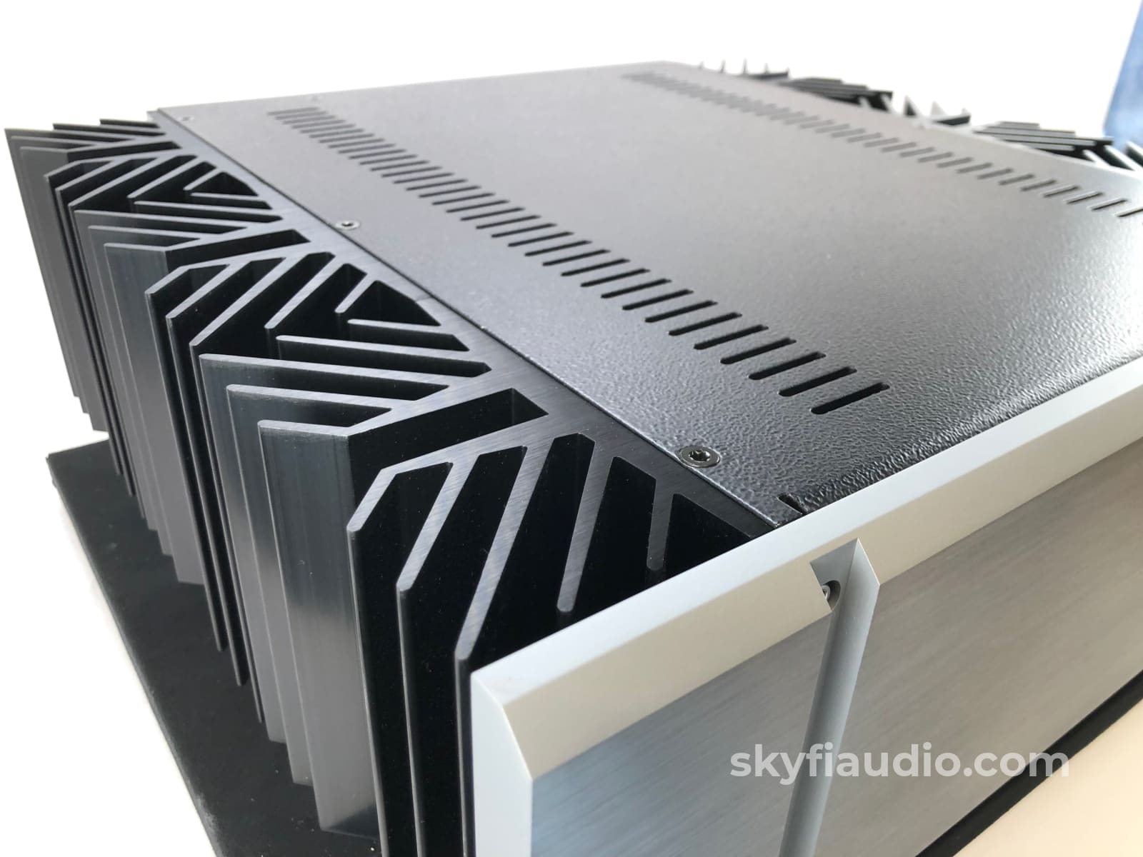 Pass Xa25 Class A Amplifier With 25 Glorious Watts