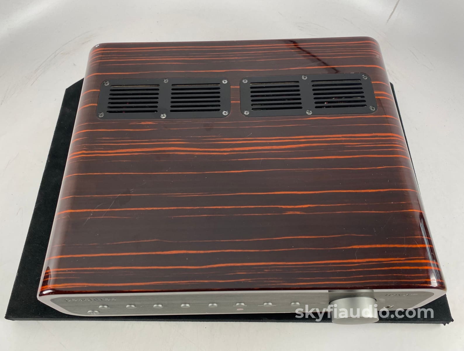 Peachtree Nova150 Integrated Amplifier With Reference Sabre Dac