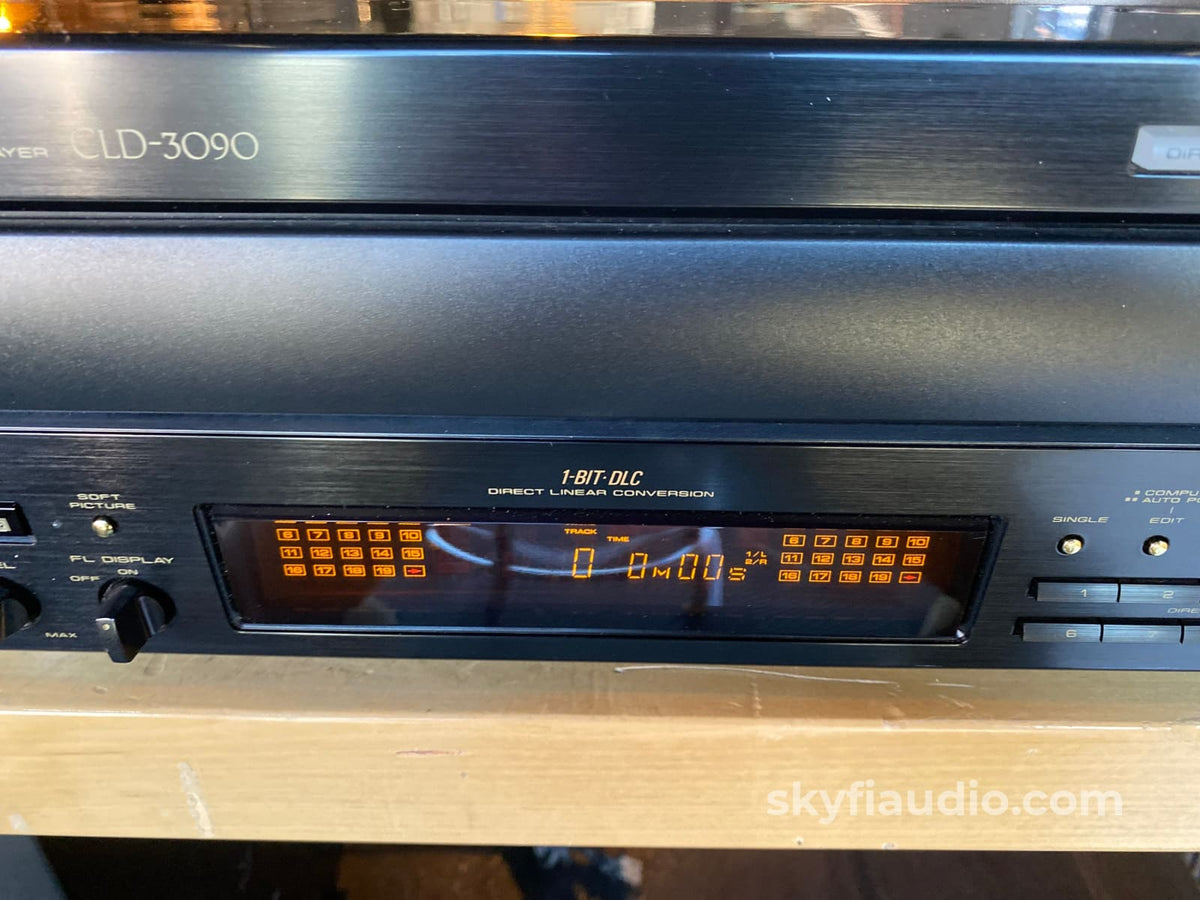 Pioneer Cld-3090 Laserdisc And Cd Player With Remote Manual. + Digital