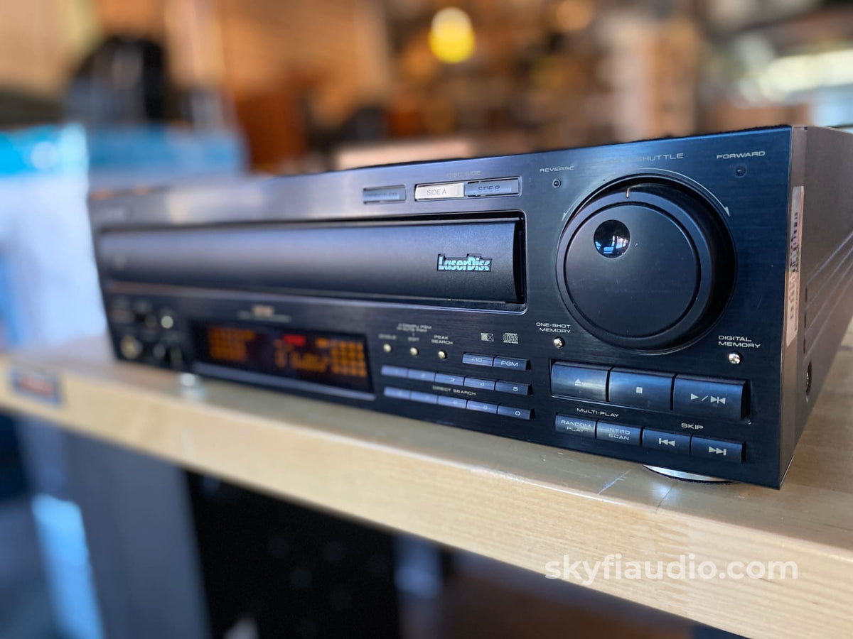 Pioneer Cld-3090 Laserdisc And Cd Player With Remote Manual. + Digital