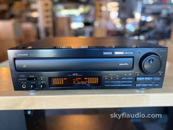 Pioneer Cld-3090 Laserdisc And Cd Player With Remote Manual. + Digital