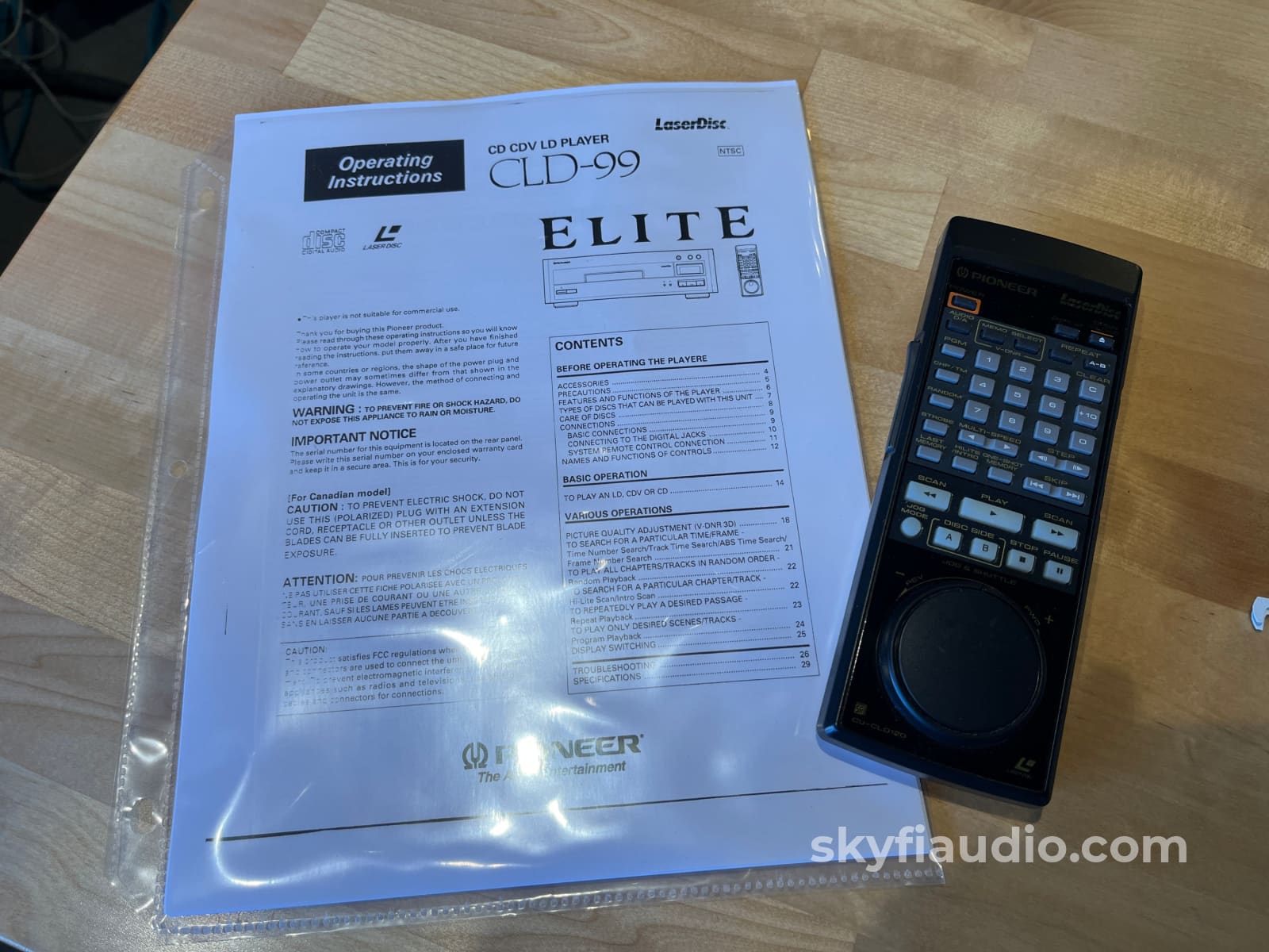 Pioneer Elite CLD-99 LaserDisc Player - With Original Jog-Dial Remote