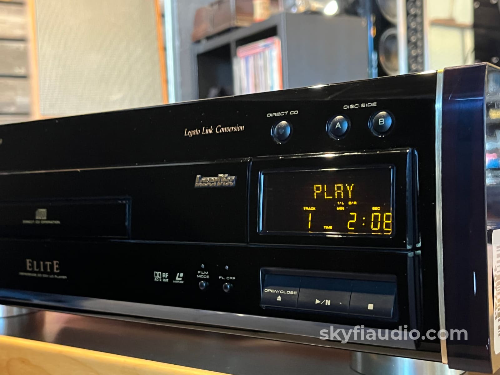 Pioneer Elite CLD-99 LaserDisc Player - With Remote - CD + Digital