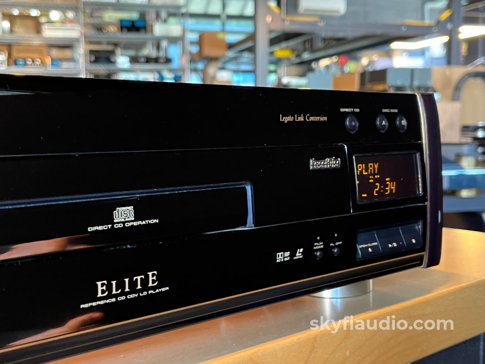 Pioneer Elite CLD-99 LaserDisc Player - With Remote - CD + Digital
