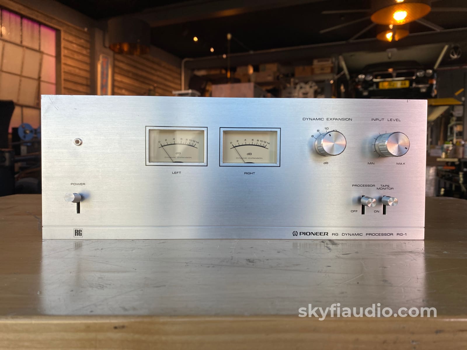 Pioneer Rg-1 Vintage Dynamic Range Expansion And Noise Reduction Processor Accessory