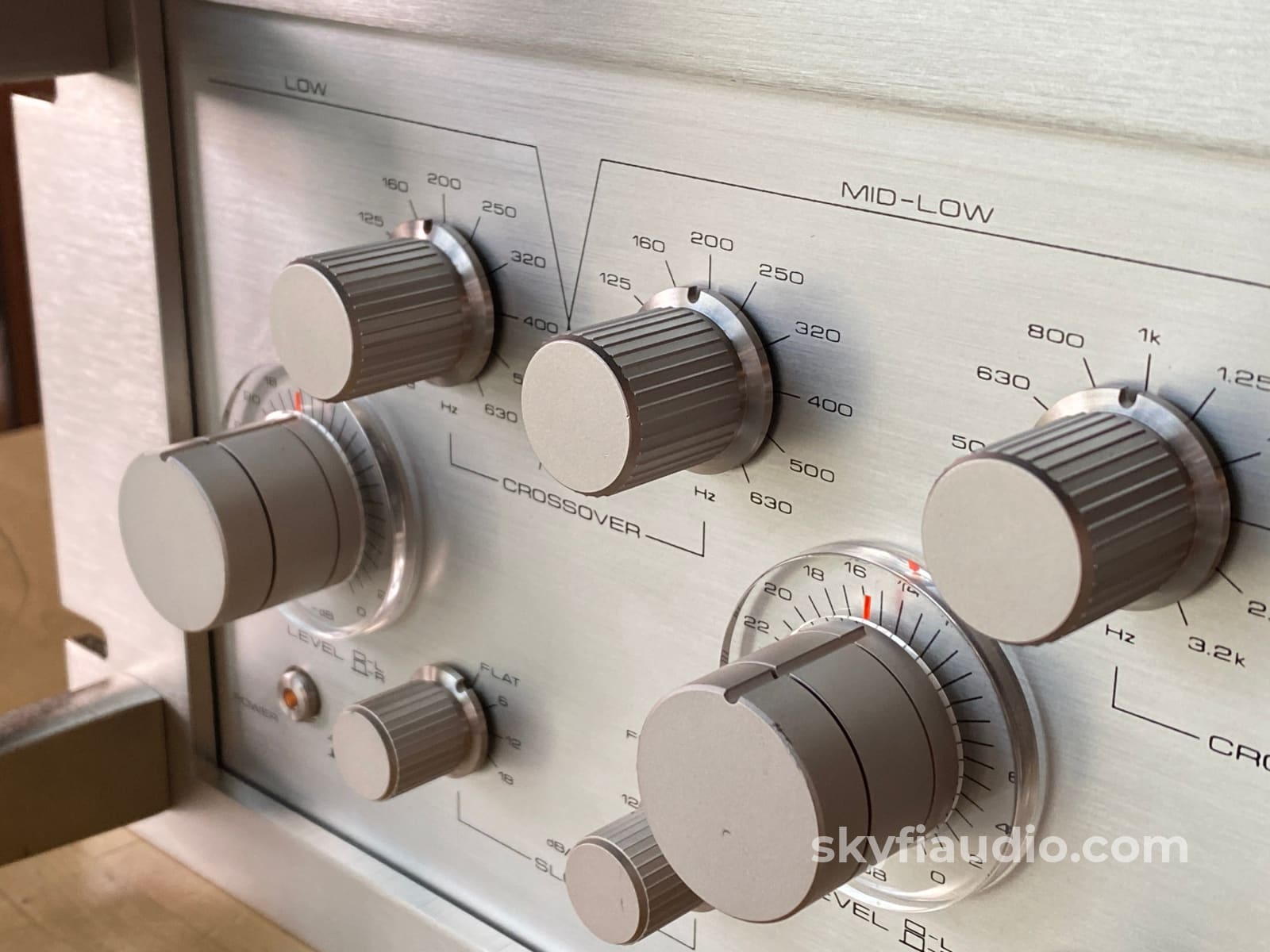 Pioneer Series 20 D-23 Electronic 4-Way Crossover with Rare Rack Mount