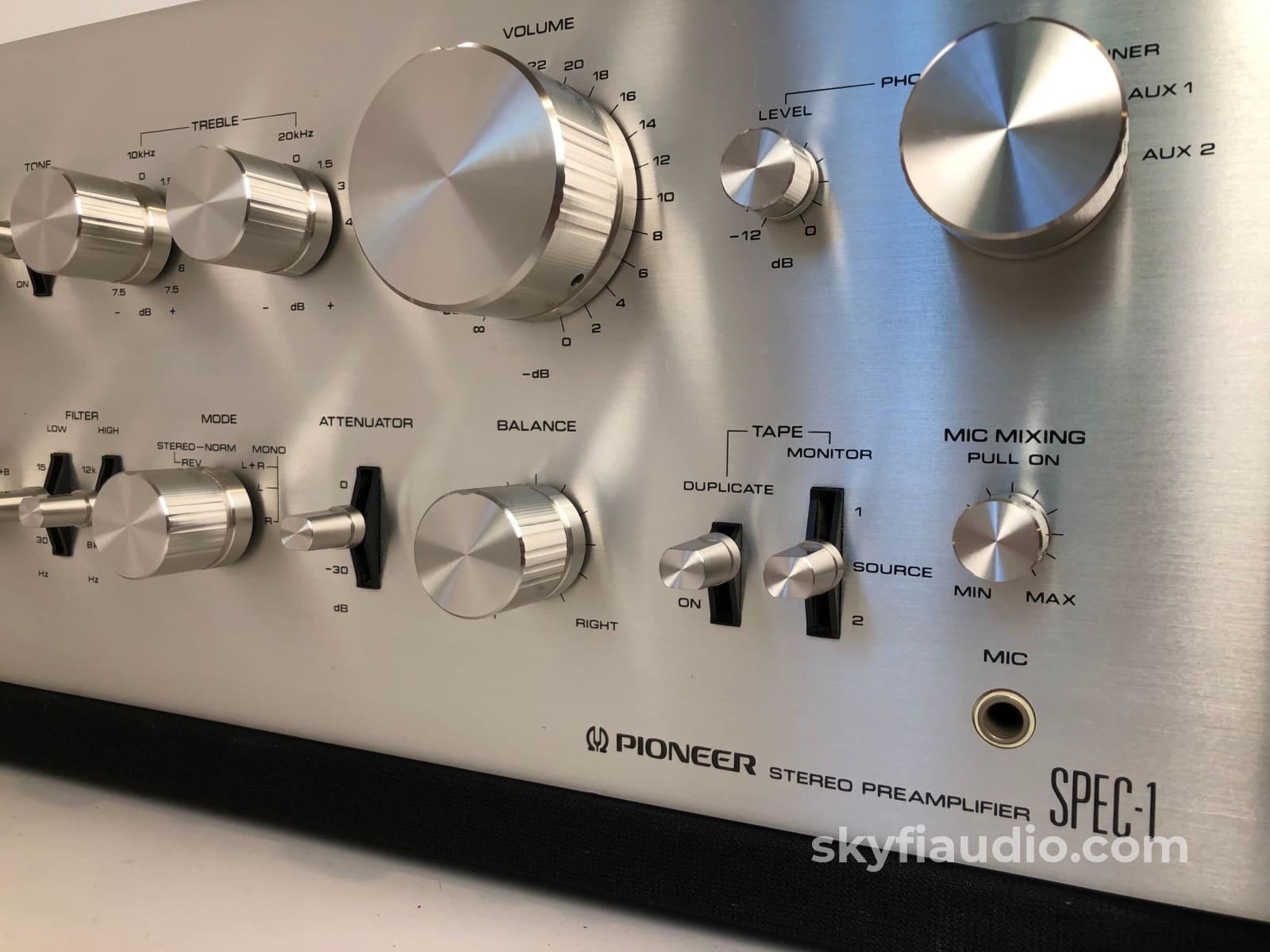 Pioneer Spec-1 Vintage Solid State Stereo Preamp With Phono (B) Preamplifier