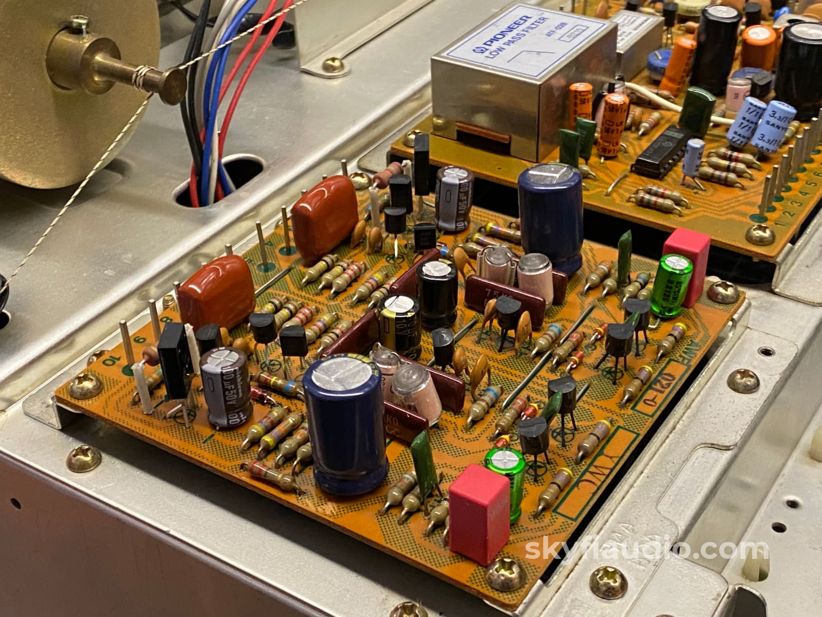 Pioneer Sx-1250 Stereo Receiver - Fully Restored W/ Rustic Walnut Veneer Integrated Amplifier