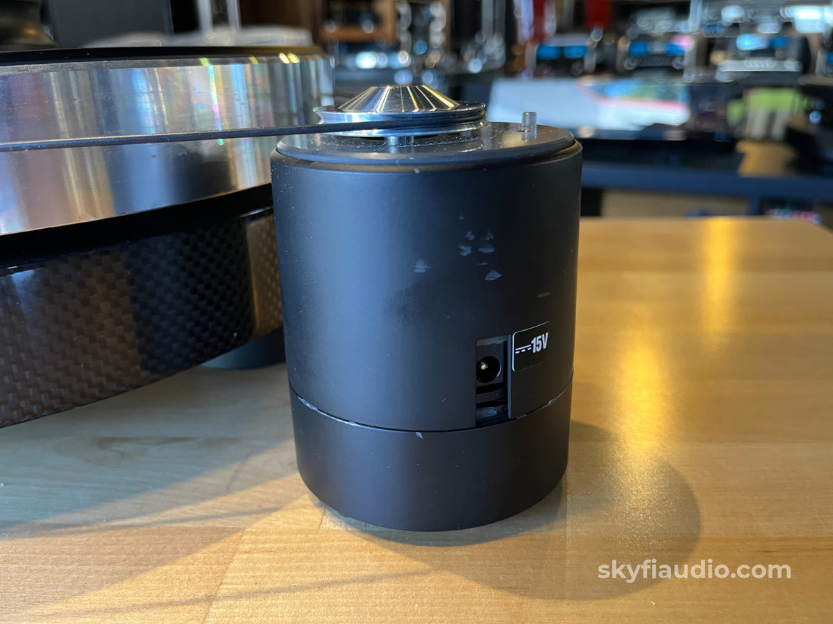 Pro-Ject RPM 9 Carbon Turntable W/ Ortofon X40 Cartridge - EVO Carbon Fiber Tonearm - Turntable