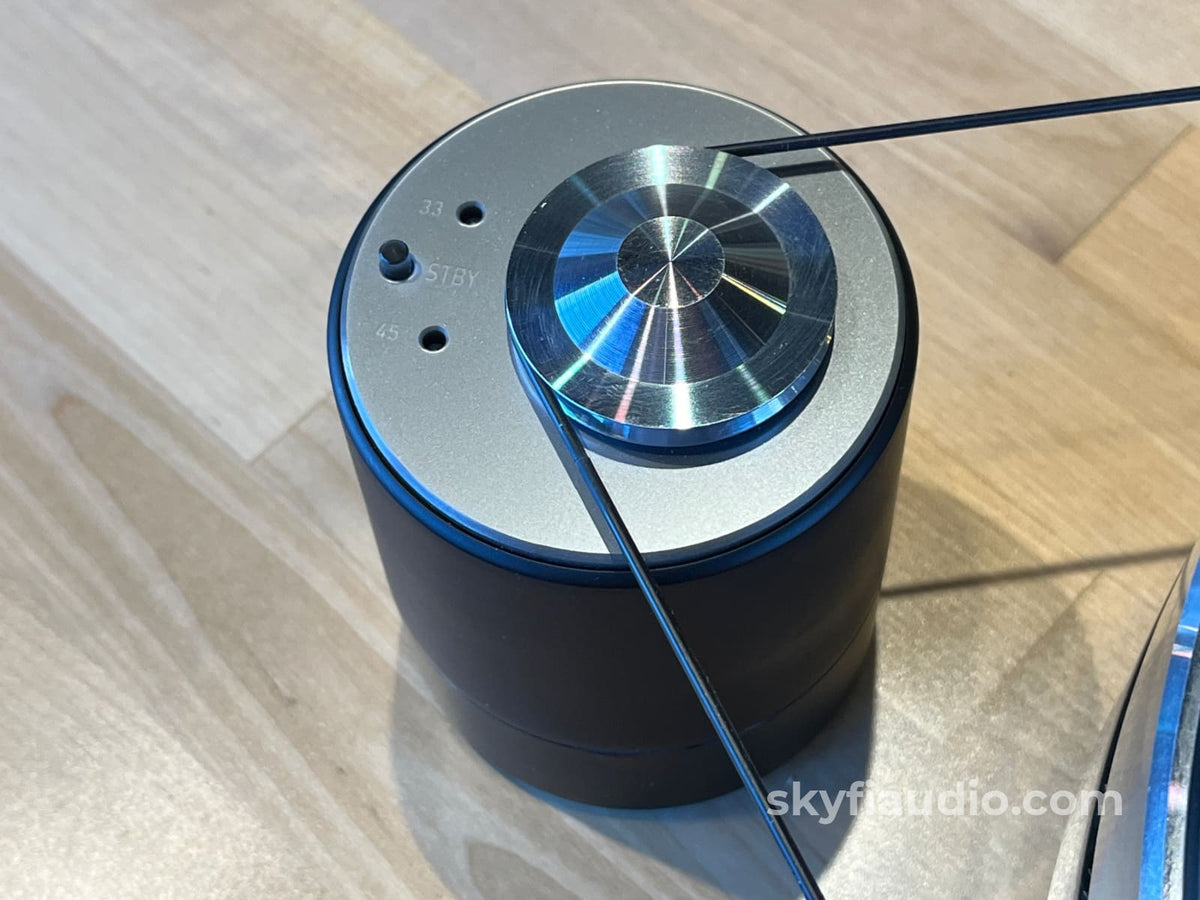 Pro-Ject RPM 9 Carbon Turntable W/ Ortofon X40 Cartridge - EVO Carbon Fiber Tonearm - Turntable