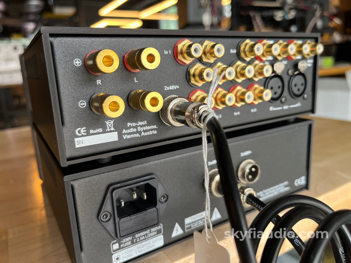 Pro-ject Stereo Box RS Integrated amplifier w/ Power box RS Linear Power Supply Integrated Amplifier