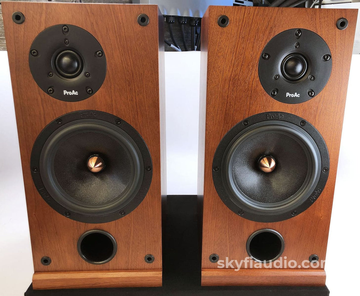 ProAc Response D Two - Bookshelf or Stand Mounted Speakers