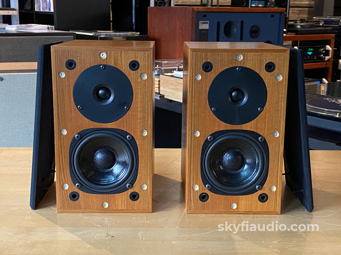 ProAc Super Tablette Bookshelf Speakers - Survivors