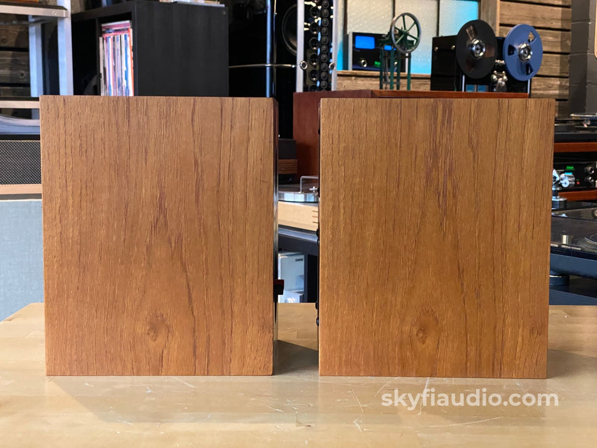 Proac Super Tablette Bookshelf Speakers - Survivors